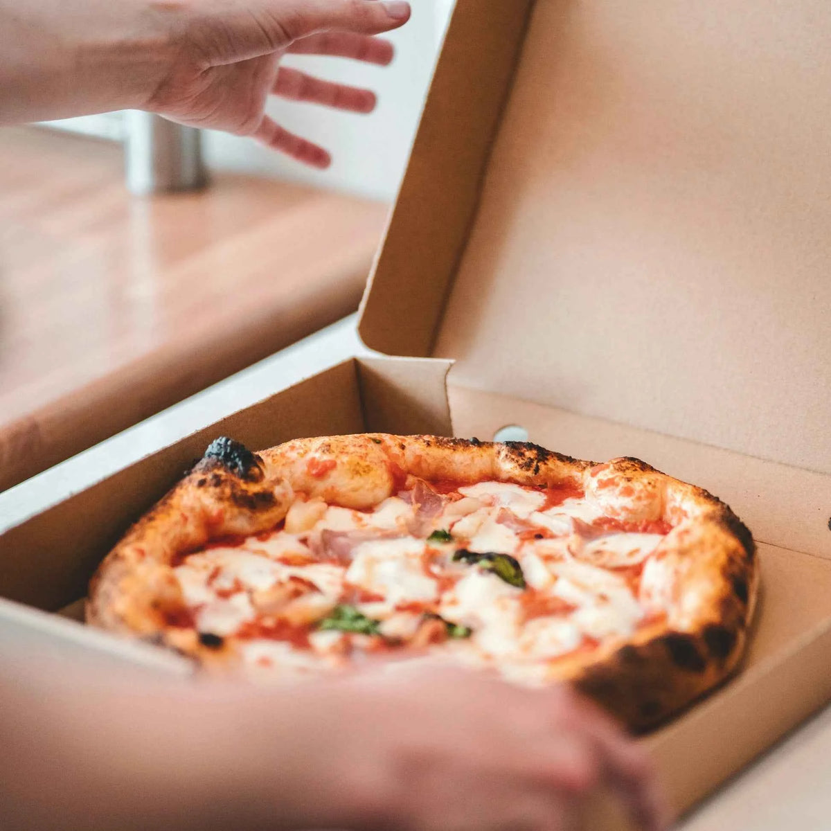 Caja pizza kraft. 26 x 26 x 3.5 cm - 100 uds