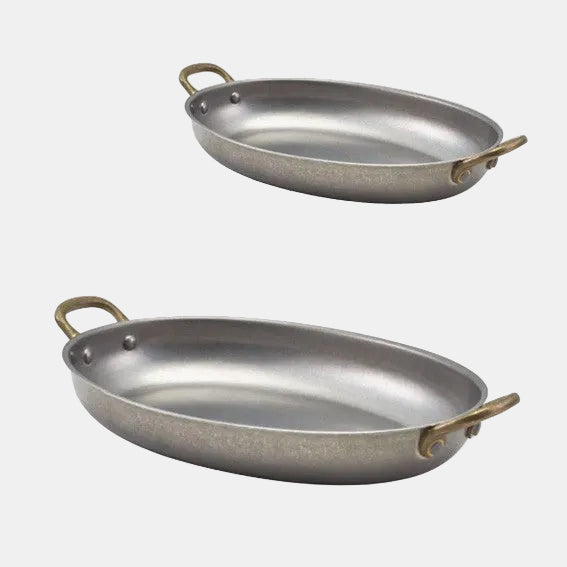 Cazuela oval de acero inox mate con asa de latón vintage. Varias medidas - 6 Uds. - Klimer