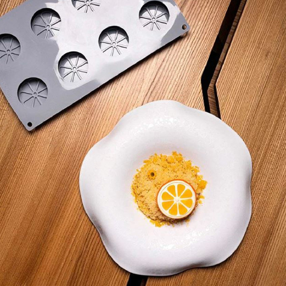 Molde de silicone em forma de meia laranja 6 x 2.2 cm 8 cavidades Davide Oldani - 1 Unidade